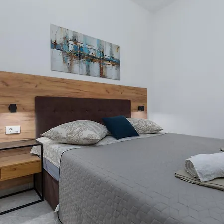 Seaside Apartments With A Swimming Pool Zavode, Omis - 1021 Apartment Lokva Rogoznica