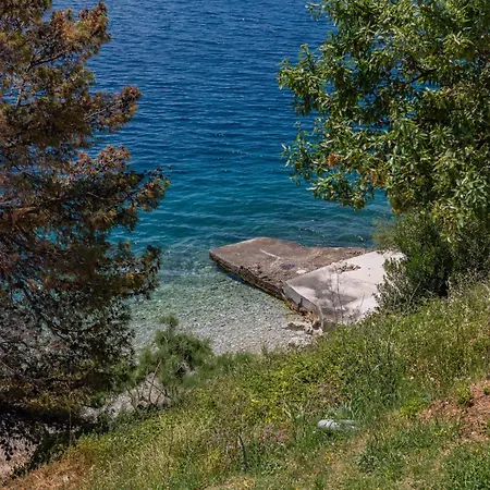 Appartamento Seaside With A Swimming Pool Zavode, Omis - 1021 *